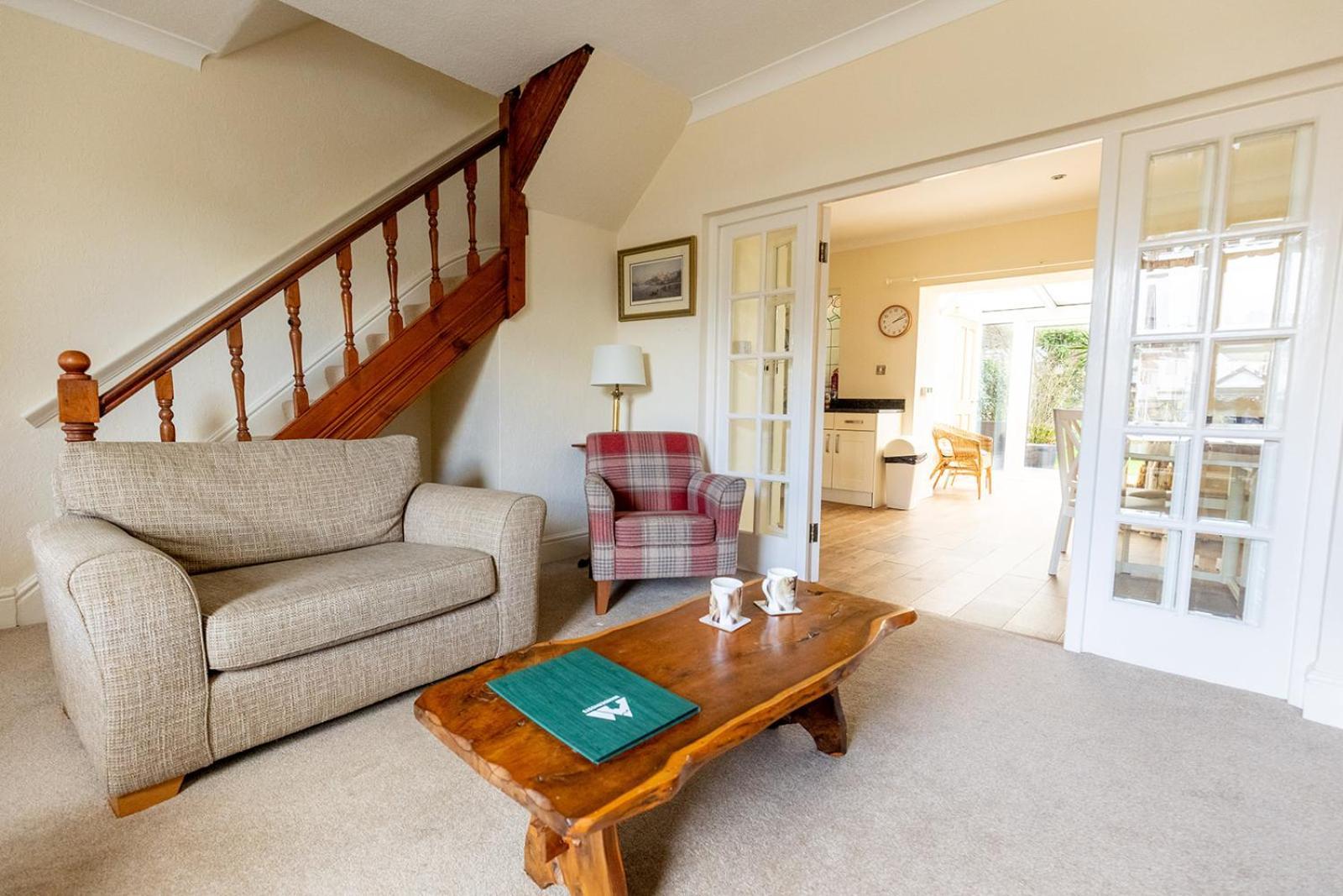 Fir Tree Cottage - Cosy 3 Bed Cottage In Penrhyn Bay With Beautiful Sea Views And Access To Snowdonia Rhôs-on-Sea المظهر الخارجي الصورة