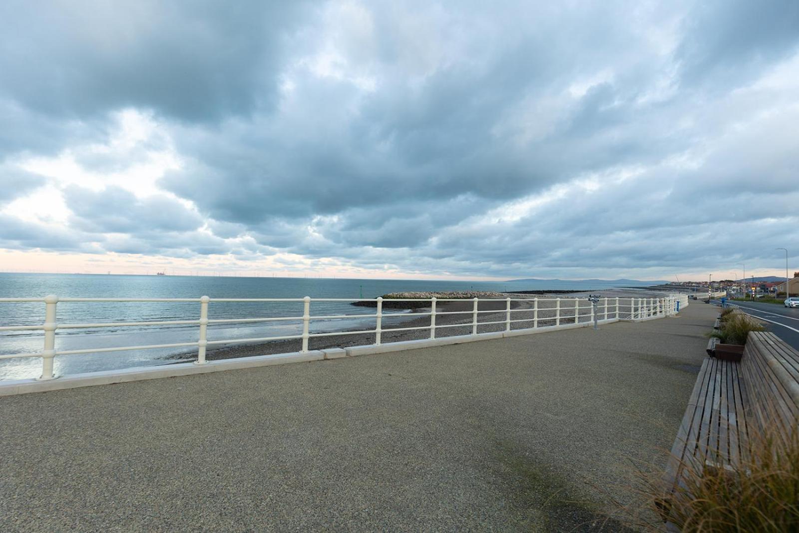Fir Tree Cottage - Cosy 3 Bed Cottage In Penrhyn Bay With Beautiful Sea Views And Access To Snowdonia Rhôs-on-Sea المظهر الخارجي الصورة